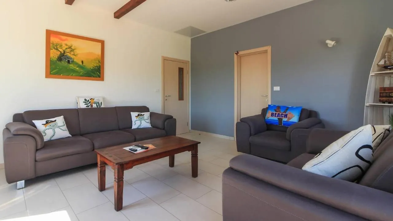 Large Villa Ska With Amazing Private Pool Near The Beach And Town By Wiibuk 普拉 0*,  克罗地亚